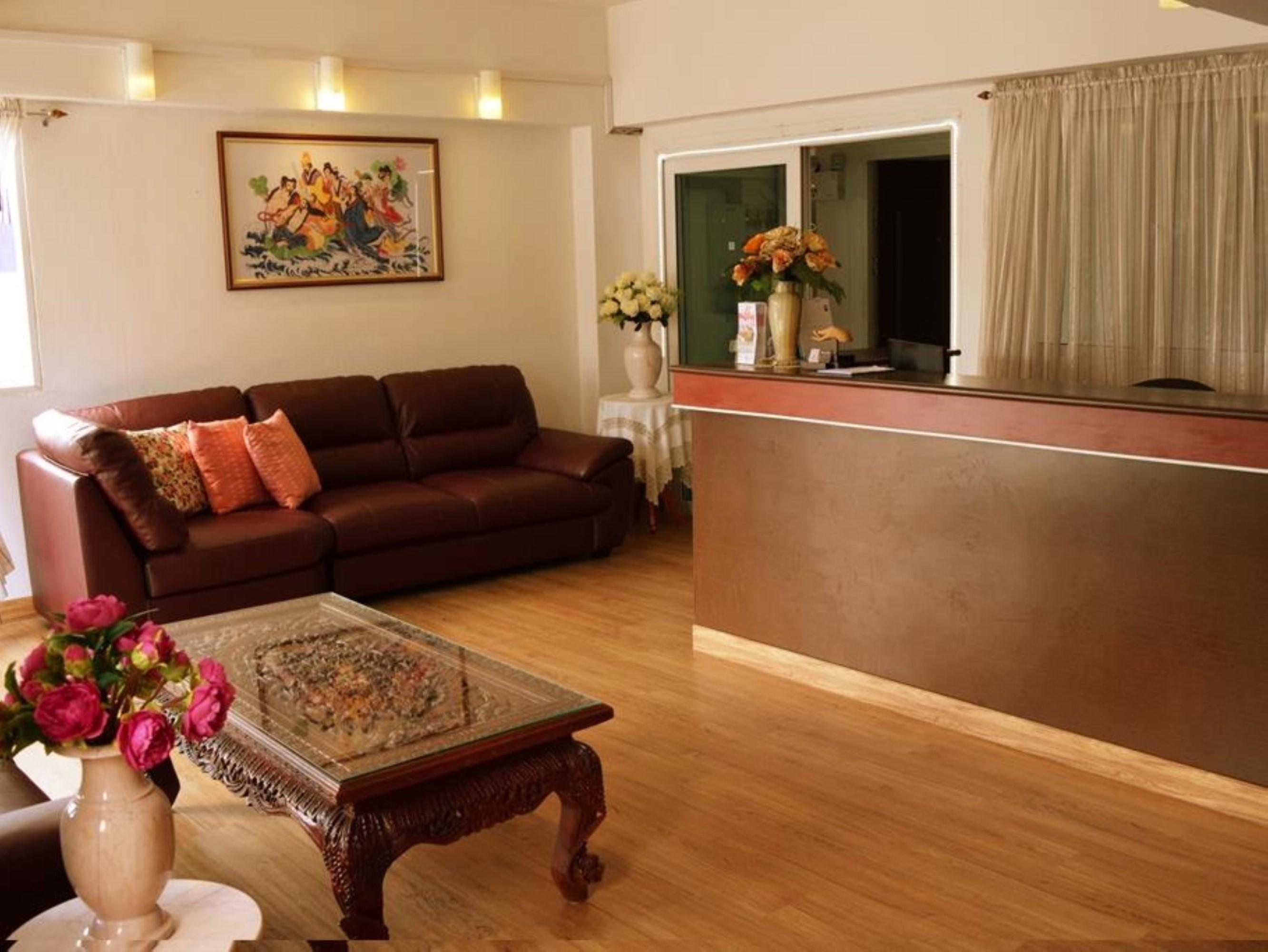 Hotel De Ratt Пхукет Экстерьер фото