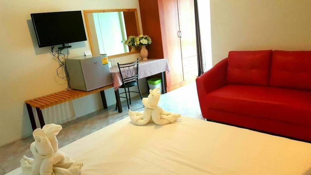 Hotel De Ratt Пхукет Экстерьер фото